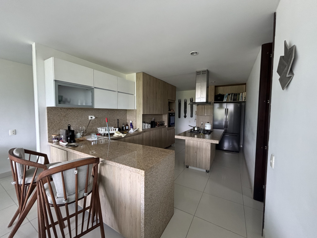 Apartamento En Venta - Conjunto Residencial Golf Club Piso 11, Ibagué