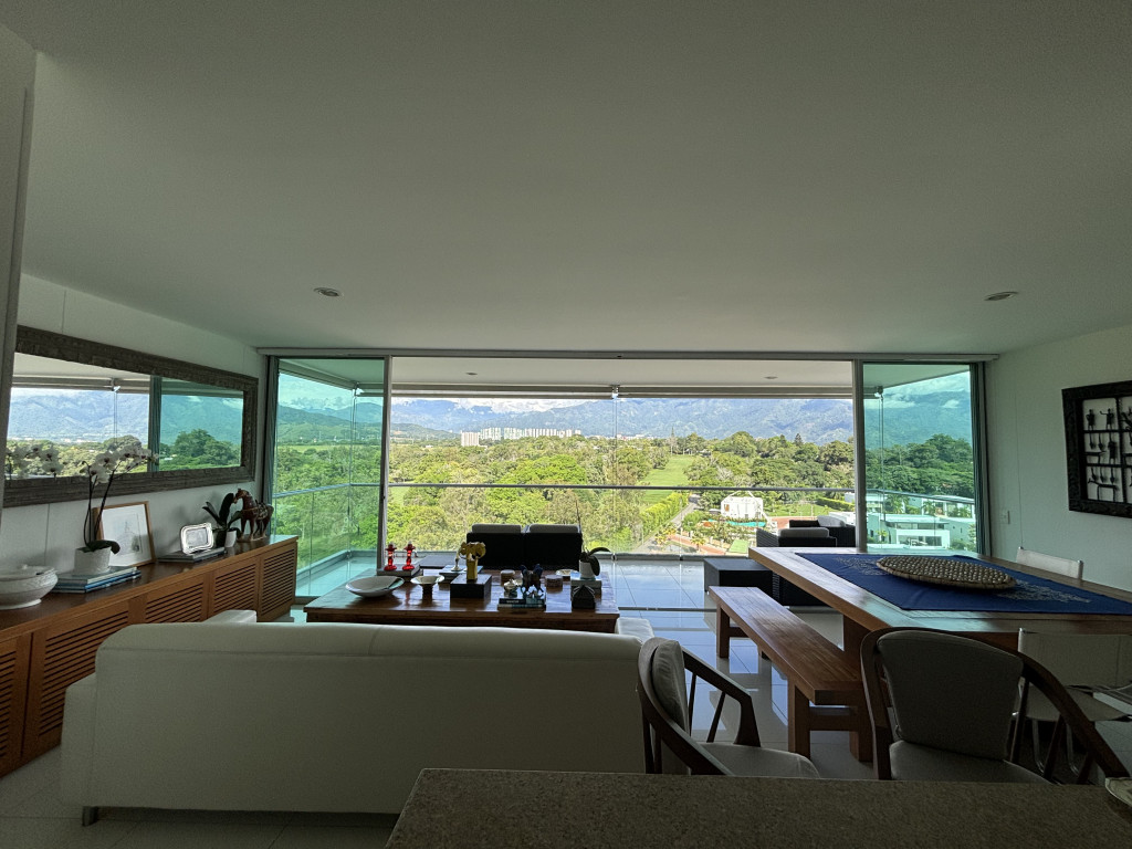 Apartamento En Venta - Conjunto Residencial Golf Club Piso 11, Ibagué