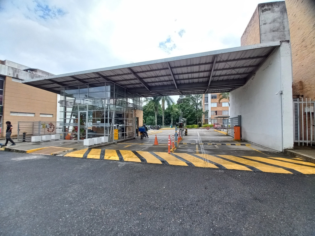 Apartaestudio En Venta - Bosque Largo Parque Residencial Piso 7, Ibagué