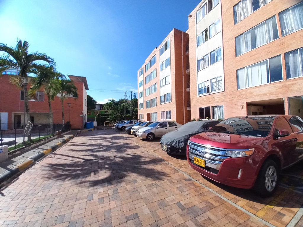 Apartamento En Arriendo - Reservas Del Jardin Piso 5 Sin Ascensor, Ibagué