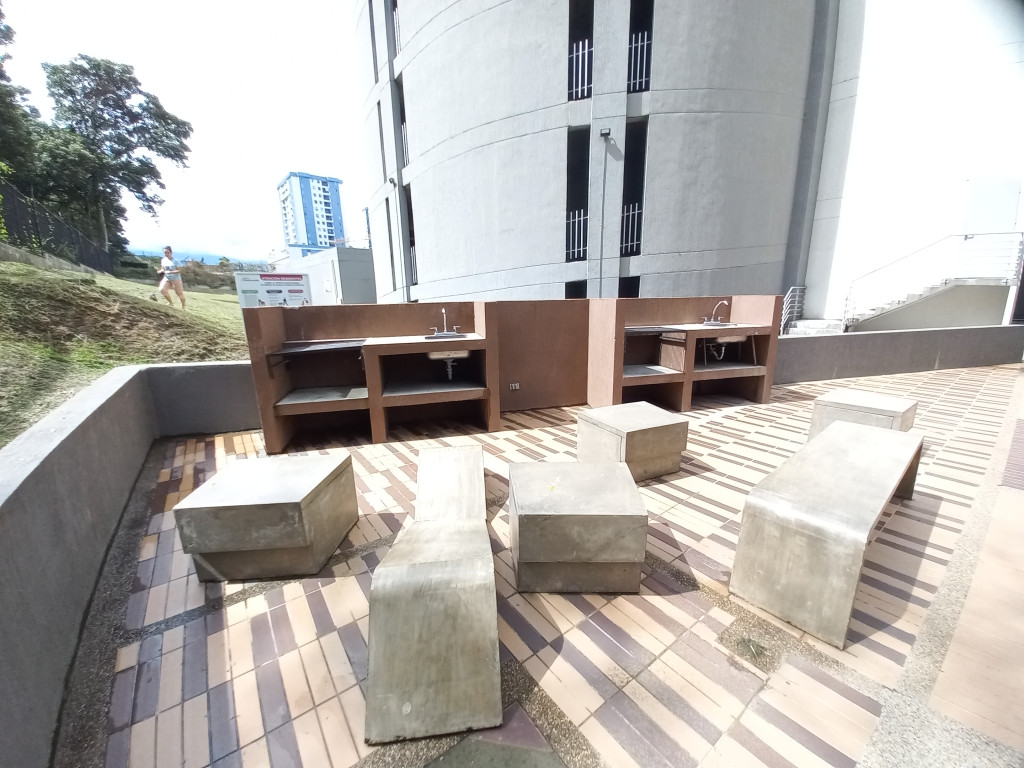 Apartamento En Arriendo - C.r Bosque Reservado  Piso 14, Ibagué