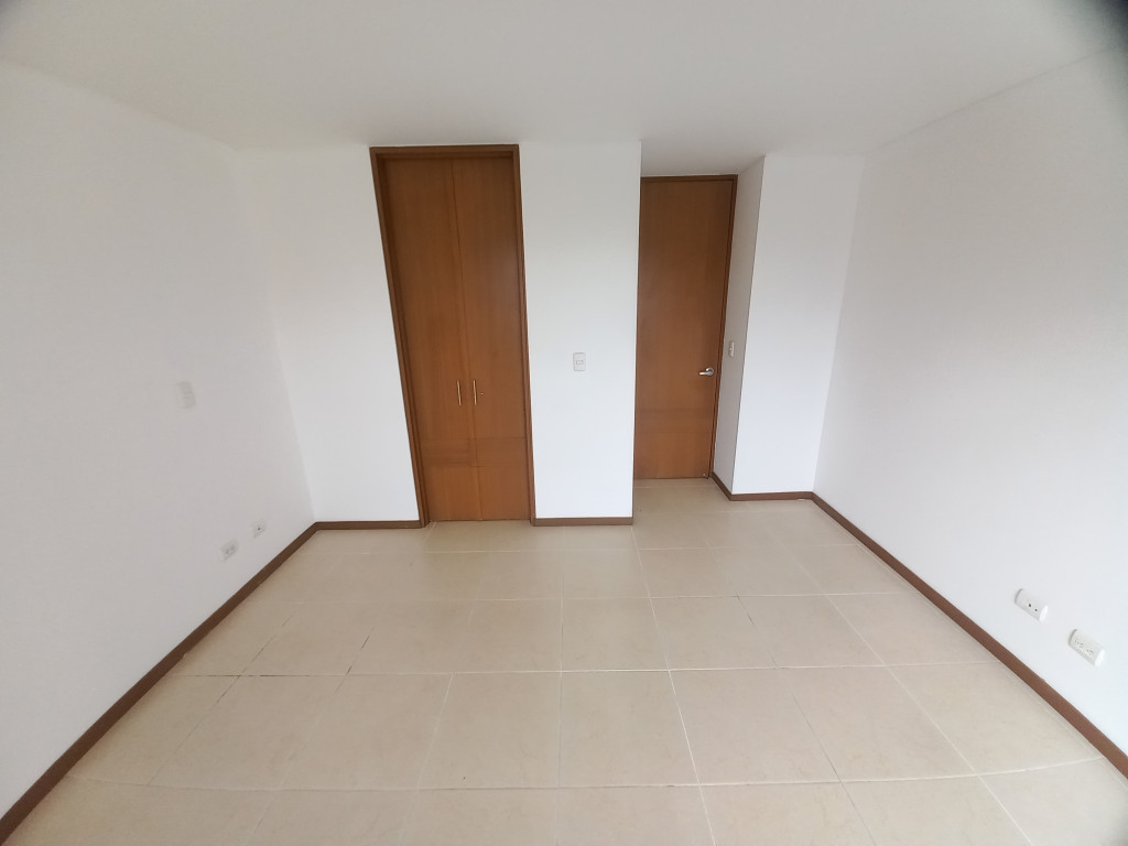 Apartamento En Arriendo - Conjunto Multicentro Piso 4, Ibagué