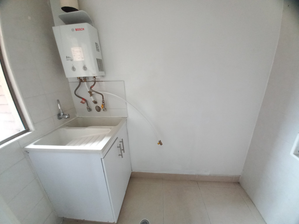 Apartamento En Arriendo - Conjunto Multicentro Piso 4, Ibagué