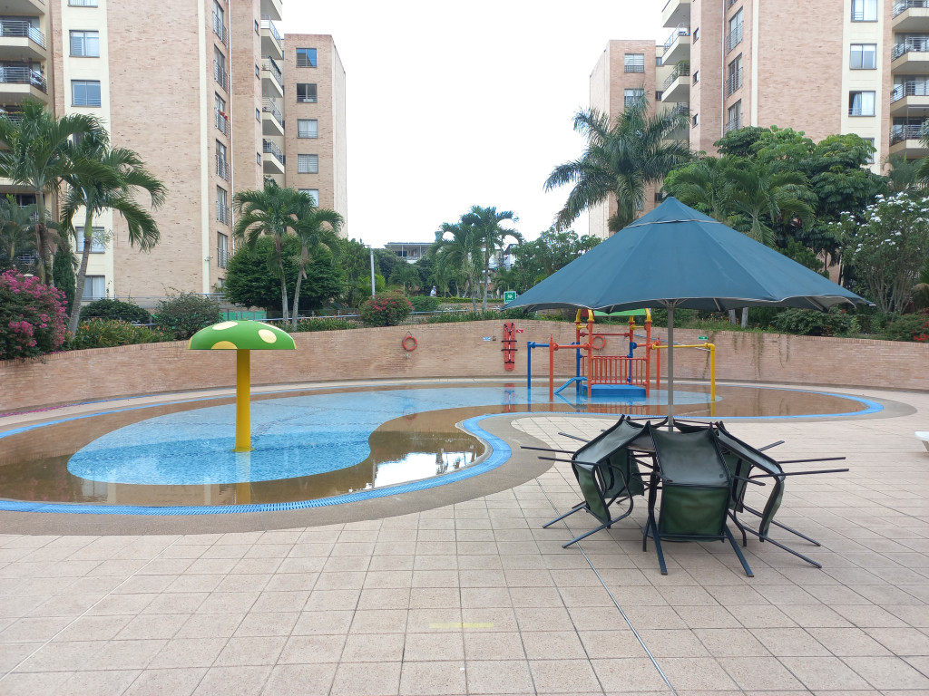 Apartamento En Arriendo - Conjunto Multicentro Piso 4, Ibagué