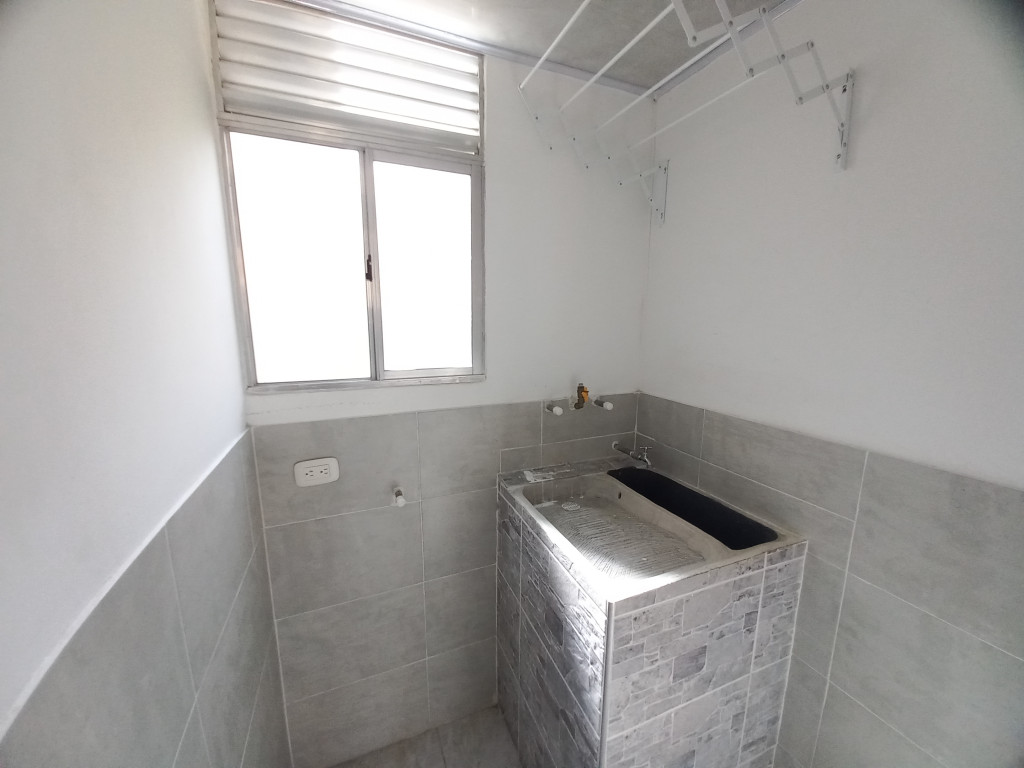 Apartamento En Arriendo - C.r Arboleda Del Campestre Payande Piso 5 Sin Asce, Ibagué