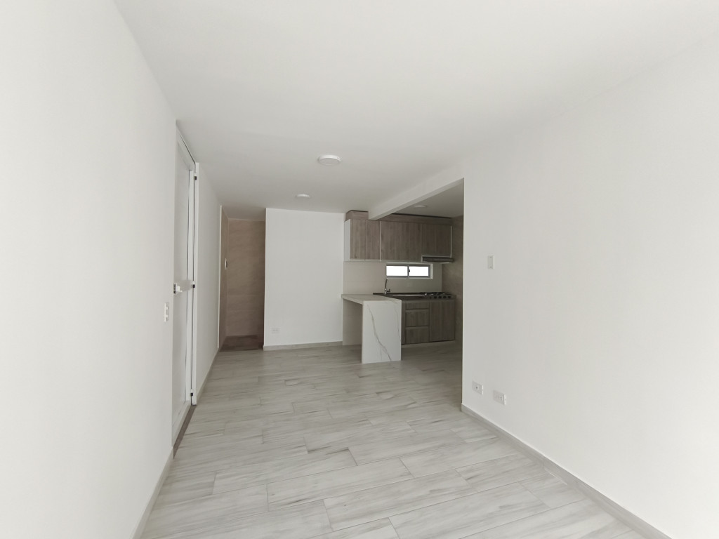 Apartamento En Venta - (Cedritos) Urbanizacion Bosques De Cereo Piso 6, Fusagasugá