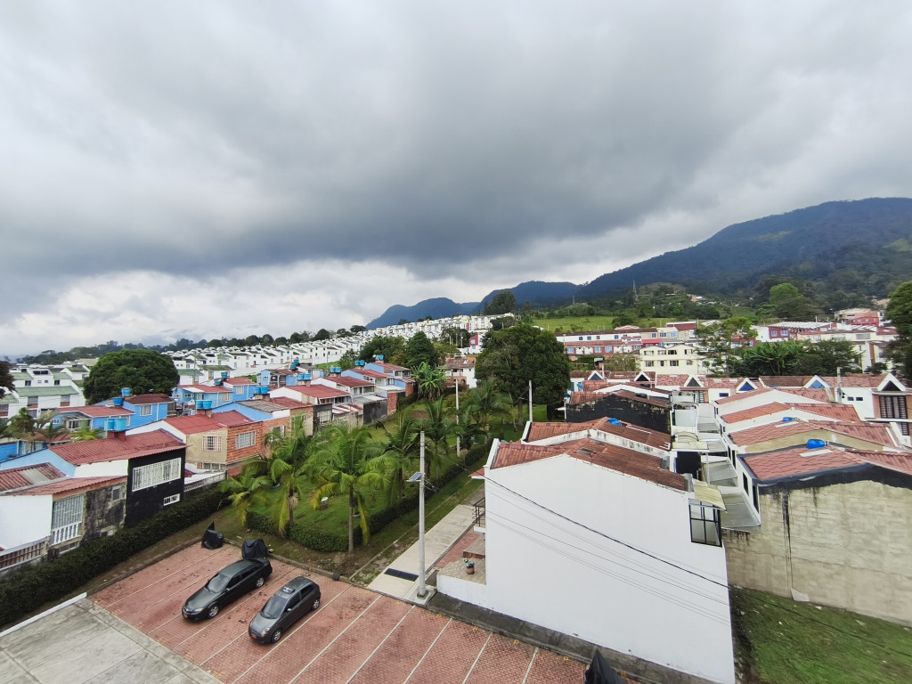 Apartamento En Venta - (Cedritos) Urbanizacion Bosques De Cereo Piso 6, Fusagasugá