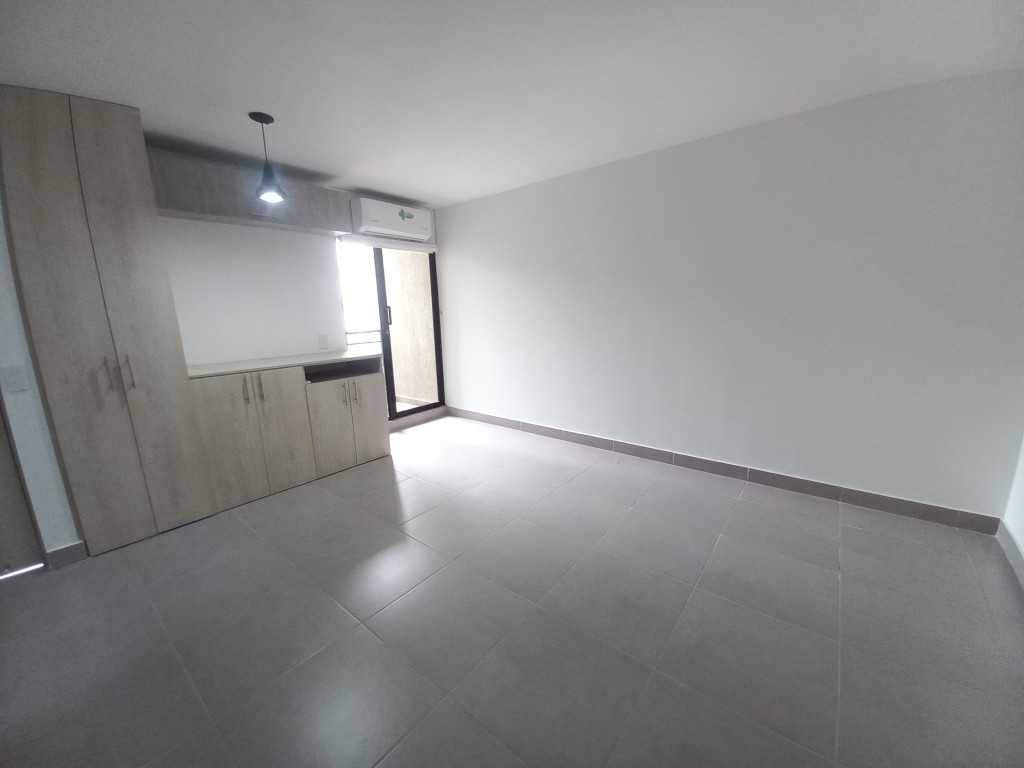 Apartamento En Arriendo - C. R Zona Cinco Piso 10, Ibagué