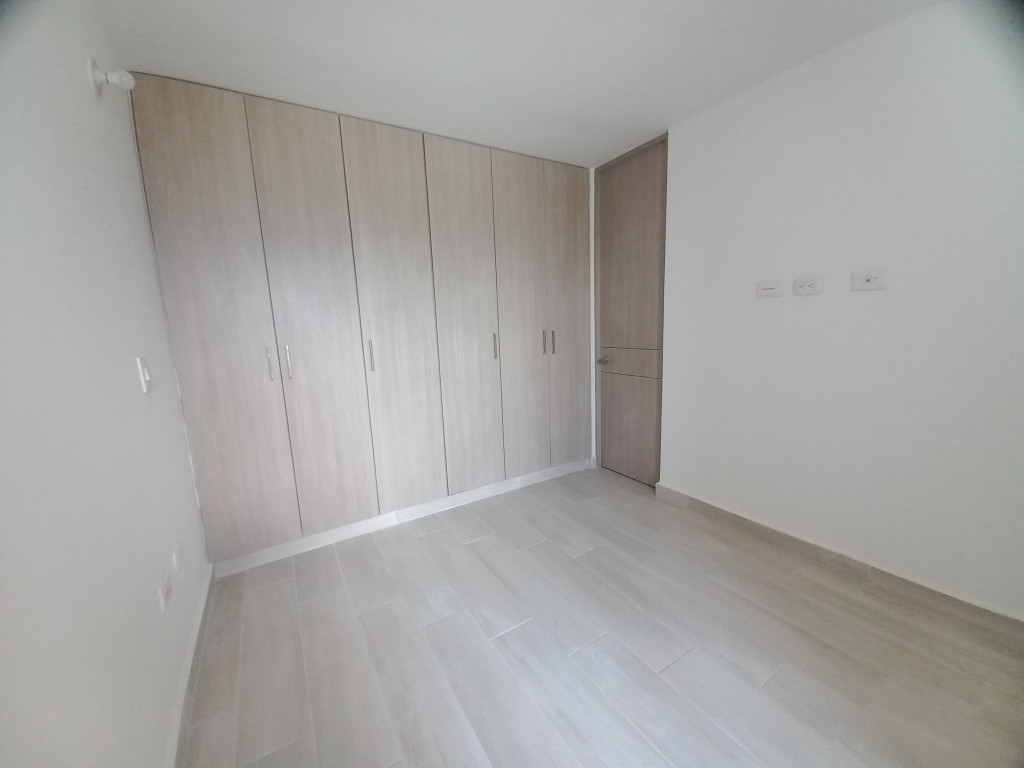 Apartamento En Arriendo - C.r Bosque Reservado  Piso 8, Ibagué