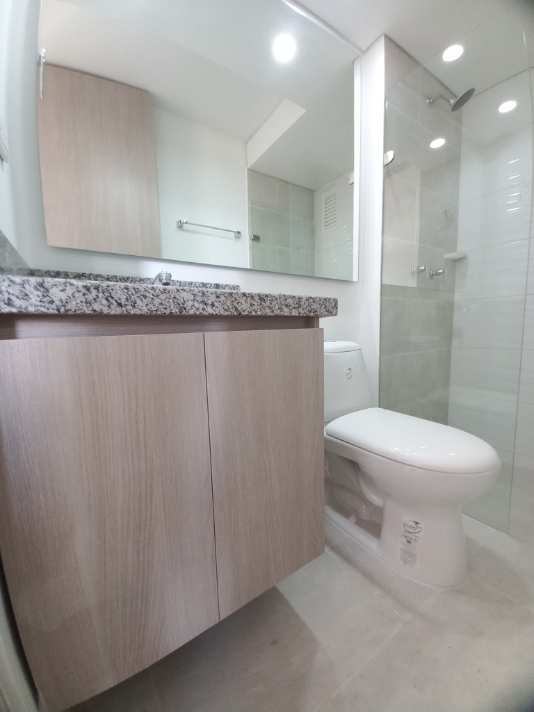 Apartamento En Arriendo - C.r Bosque Reservado  Piso 8, Ibagué