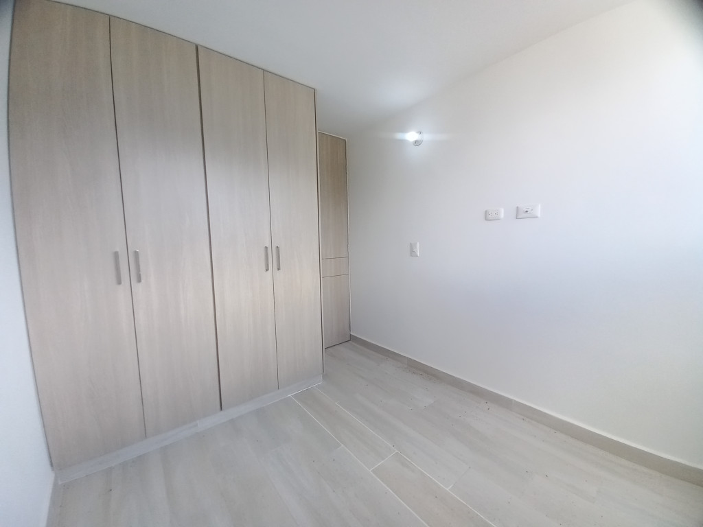 Apartamento En Arriendo - C.r Bosque Reservado  Piso 8, Ibagué