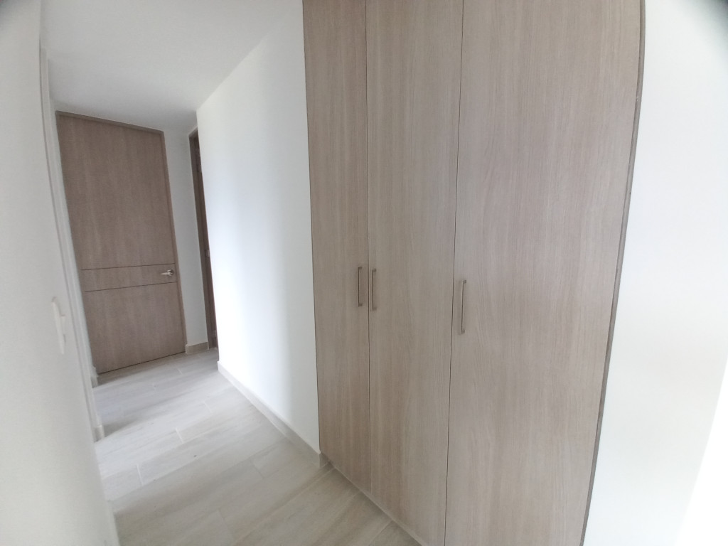Apartamento En Arriendo - C.r Bosque Reservado  Piso 8, Ibagué