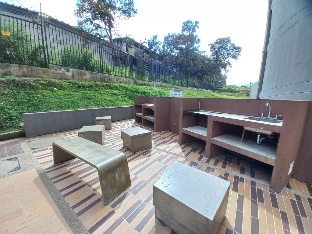 Apartamento En Arriendo - C.r Bosque Reservado  Piso 8, Ibagué