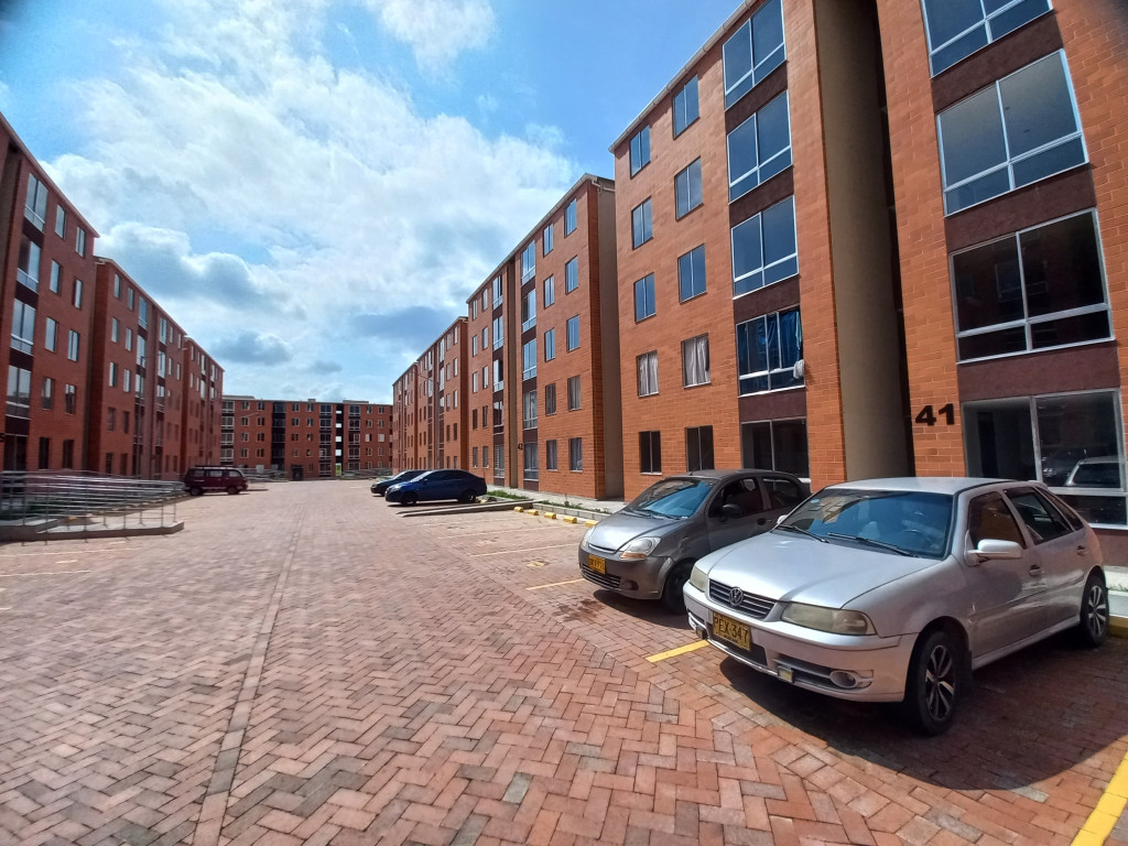 Apartamento En Arriendo - C. R Arboleda Campestre Mandarino Piso 2, Ibagué