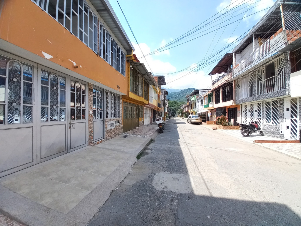 Casa En Arriendo - Urbanizacion Pacande, Ibagué