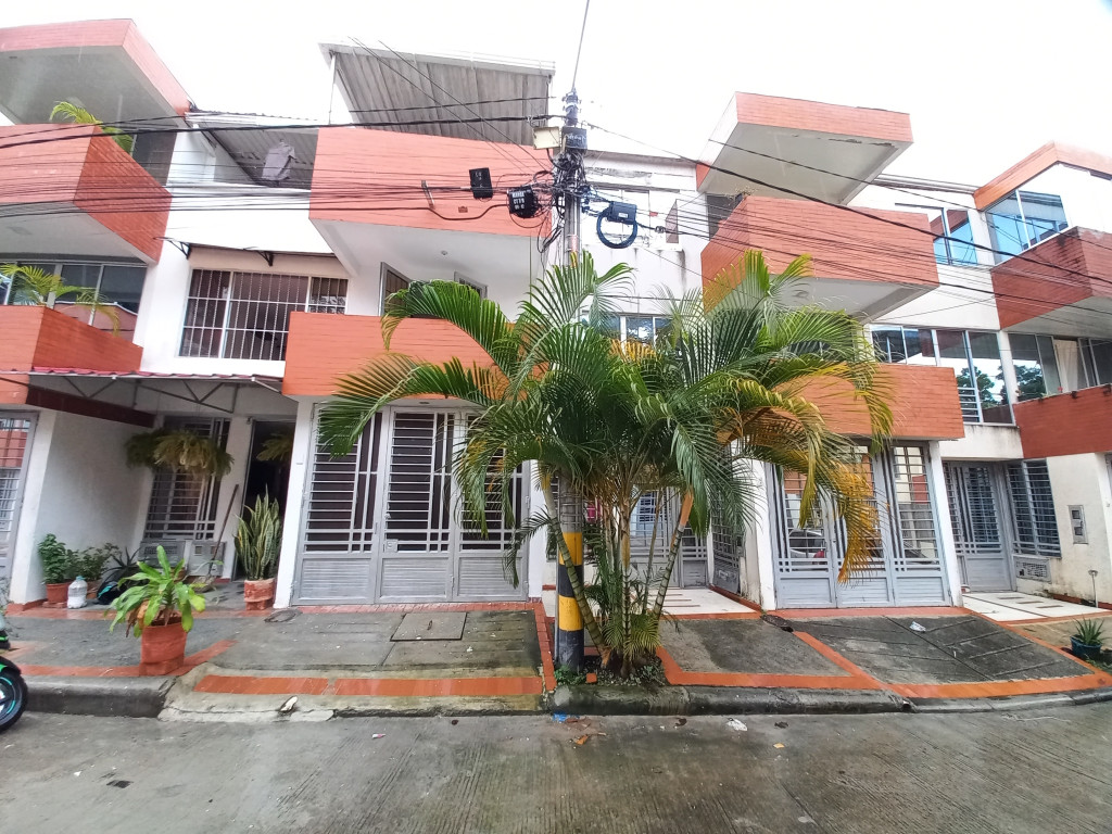 Casa En Arriendo - Rincon De Varsovia, Ibagué