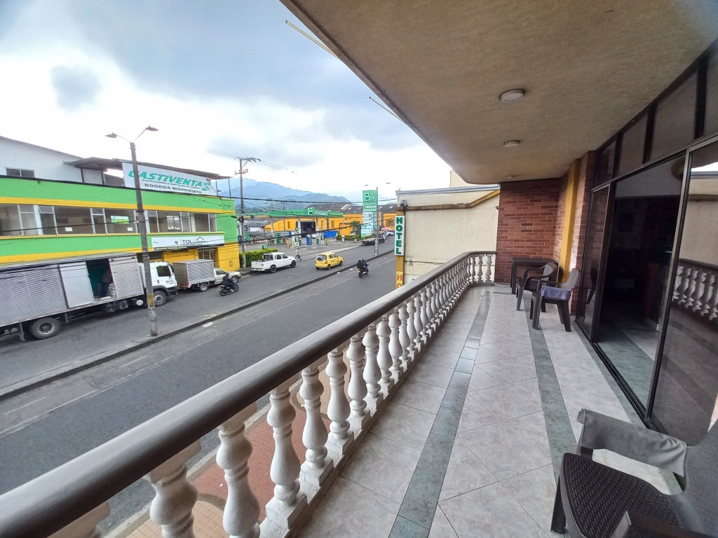 Edificio En Venta - Barrio La Estacion-Centro, Ibagué