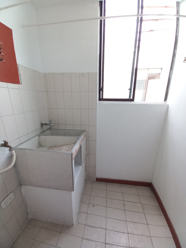 Apartamento En Venta - Edificio Chapinero Piso 4 Sin Ascensor, Ibagué