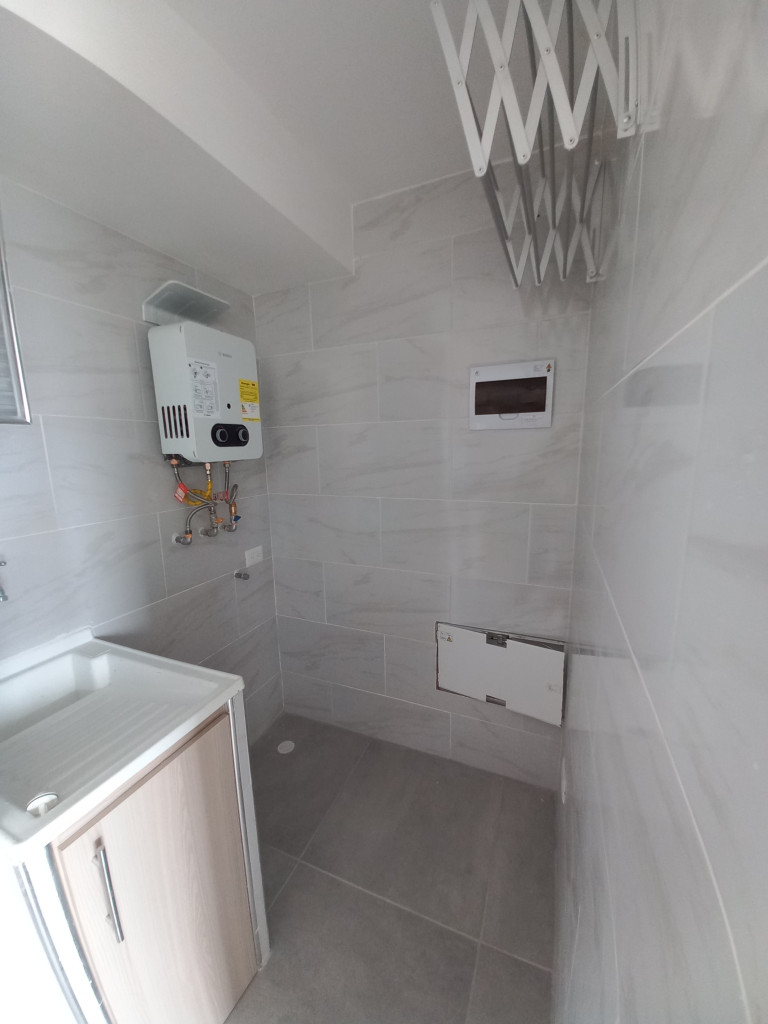 Apartamento En Arriendo - C. R  Valle Lindo Piso 11, Ibagué