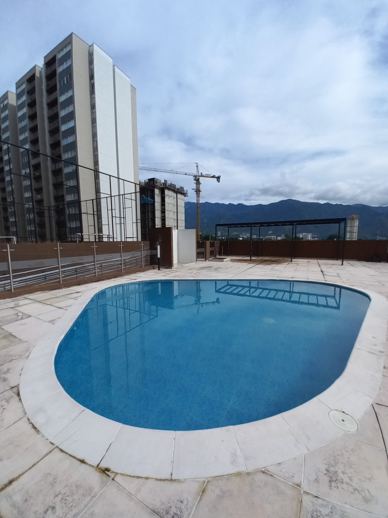 Apartamento En Venta - C.r Bosque Reservado  Piso 15, Ibagué