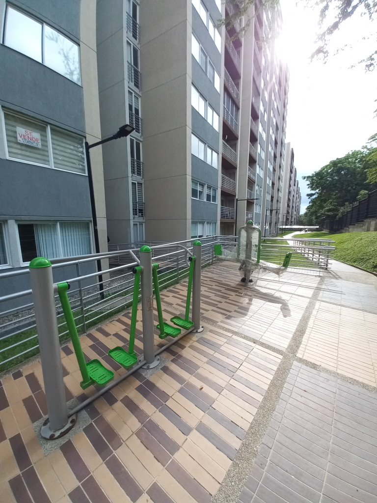 Apartamento En Venta - C.r Bosque Reservado  Piso 15, Ibagué