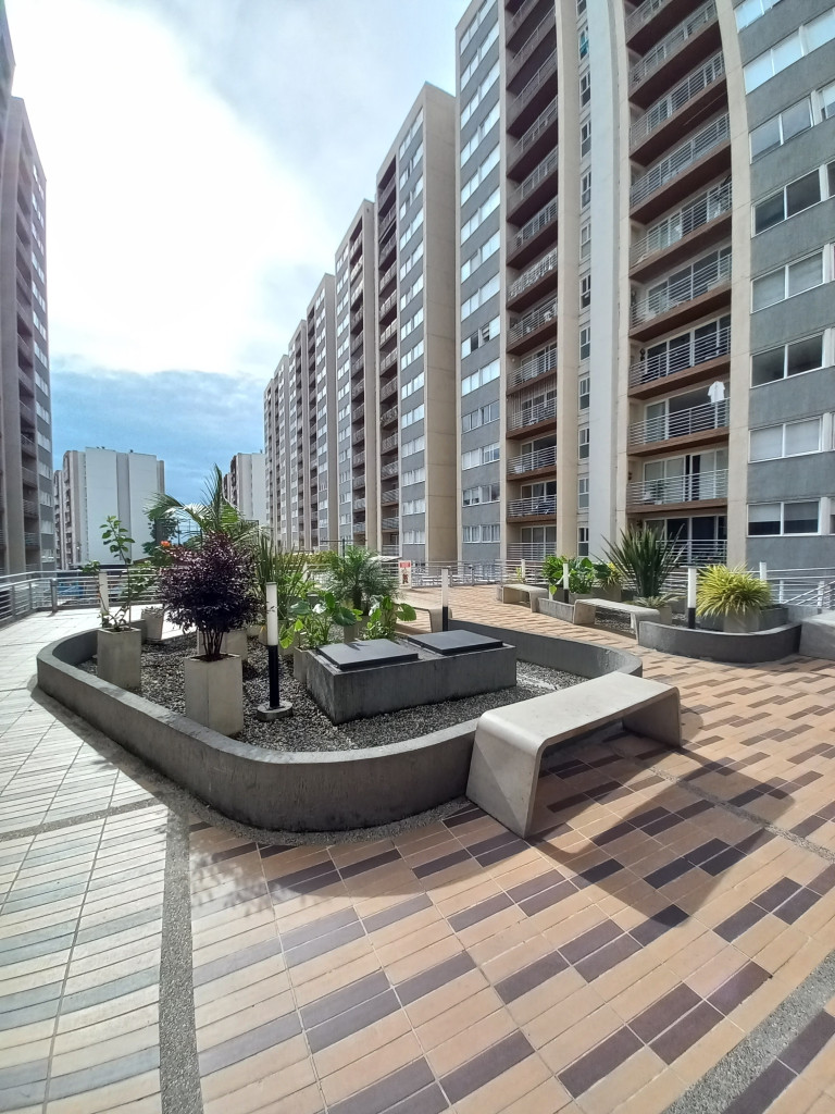 Apartamento En Venta - C.r Bosque Reservado  Piso 15, Ibagué