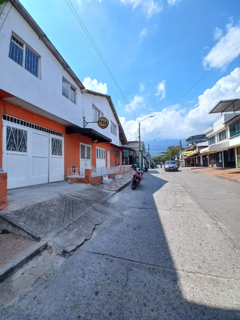 Local En Arriendo - Valparaiso, Ibagué