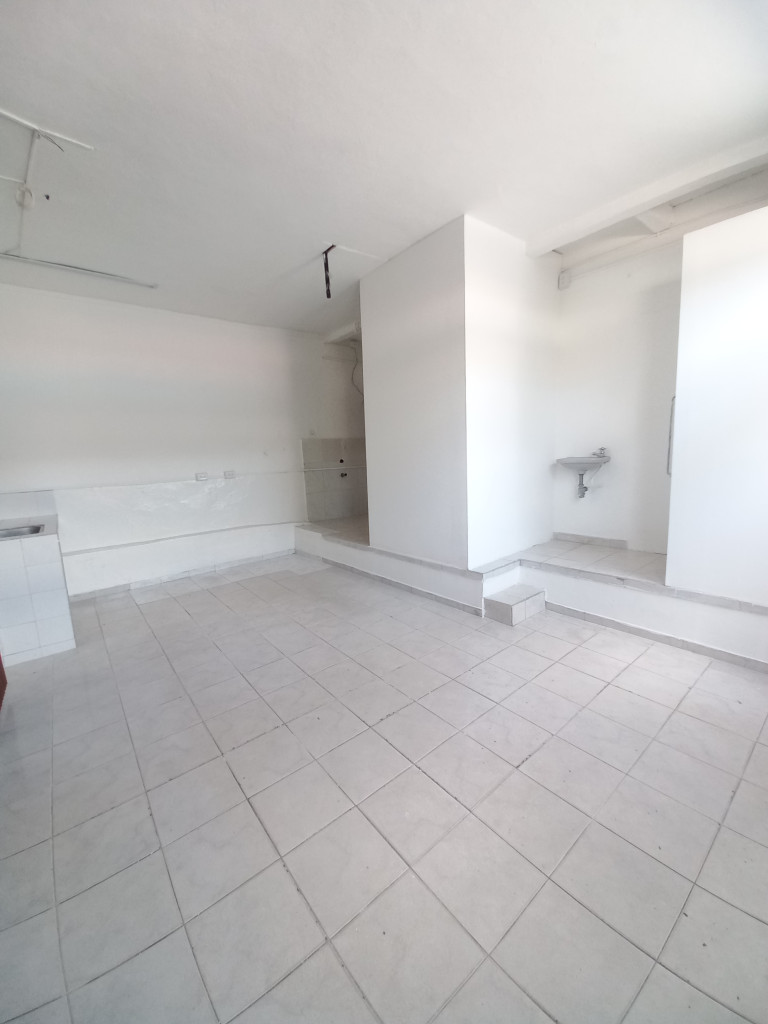 Local En Arriendo - Valparaiso, Ibagué