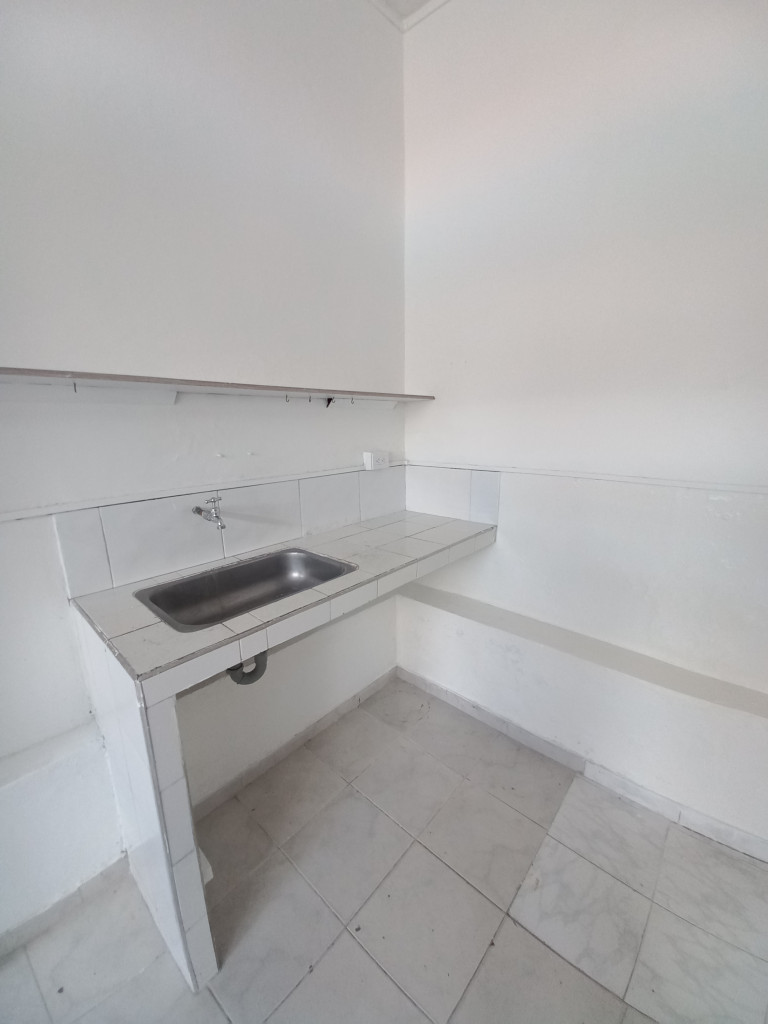 Local En Arriendo - Valparaiso, Ibagué