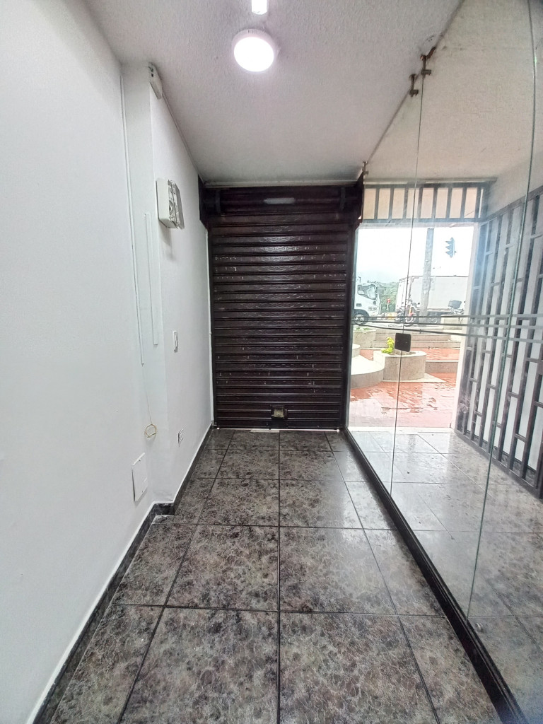 Local En Arriendo - Cadiz, Ibagué