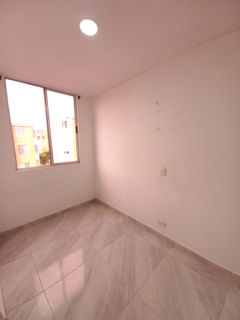 Apartamento En Arriendo - Arboleda Campestre Yarumo Piso 7 Sin Ascensor, Ibagué