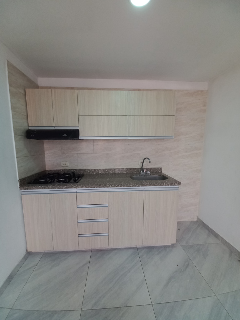 Apartamento En Arriendo - Arboleda Campestre Yarumo Piso 7 Sin Ascensor, Ibagué