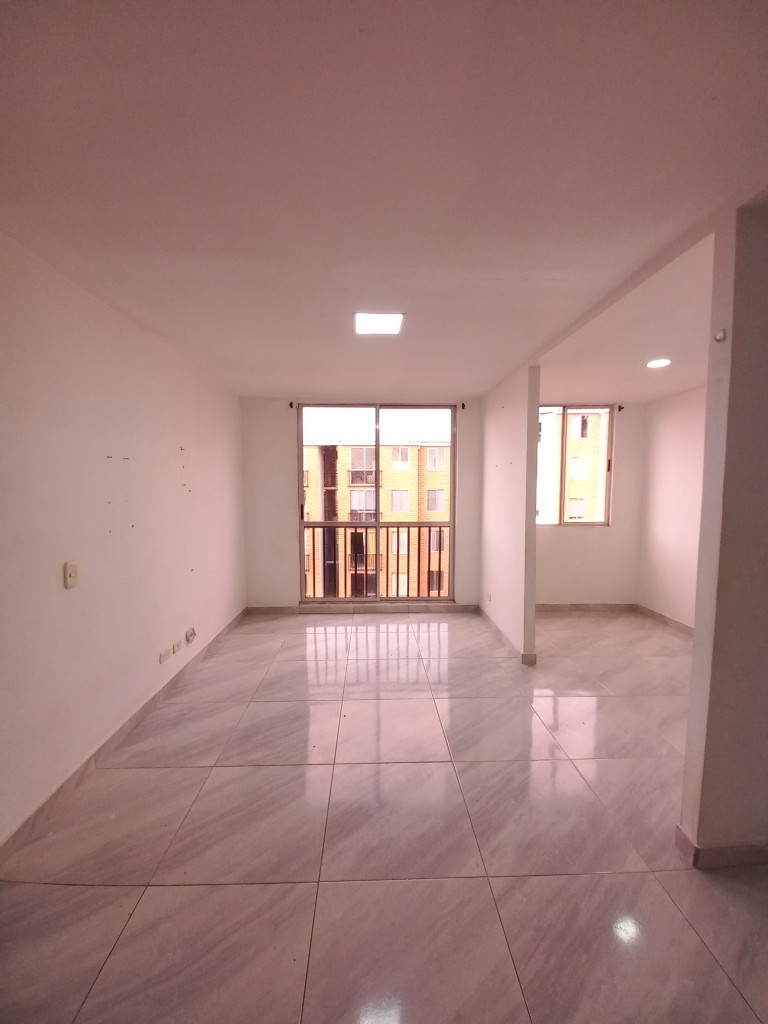 Apartamento En Arriendo - Arboleda Campestre Yarumo Piso 7 Sin Ascensor, Ibagué