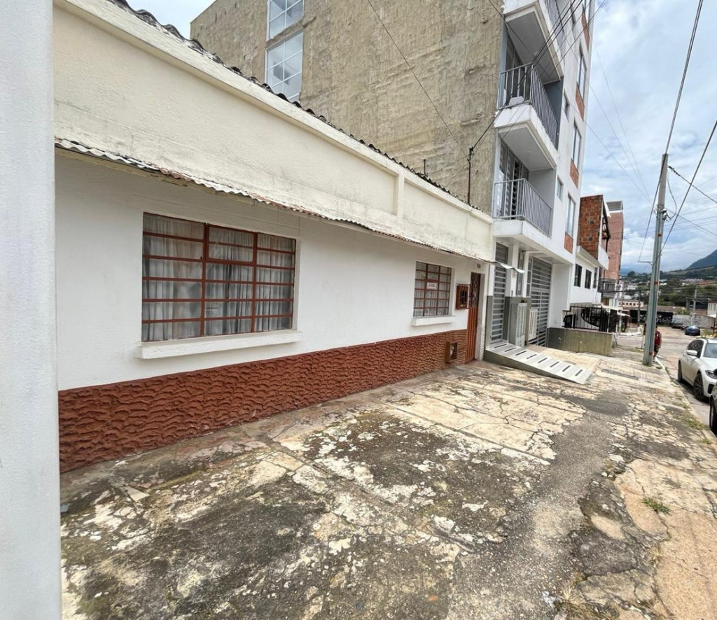 Casa En Venta - Urbanizacion Balmoral, Fusagasugá