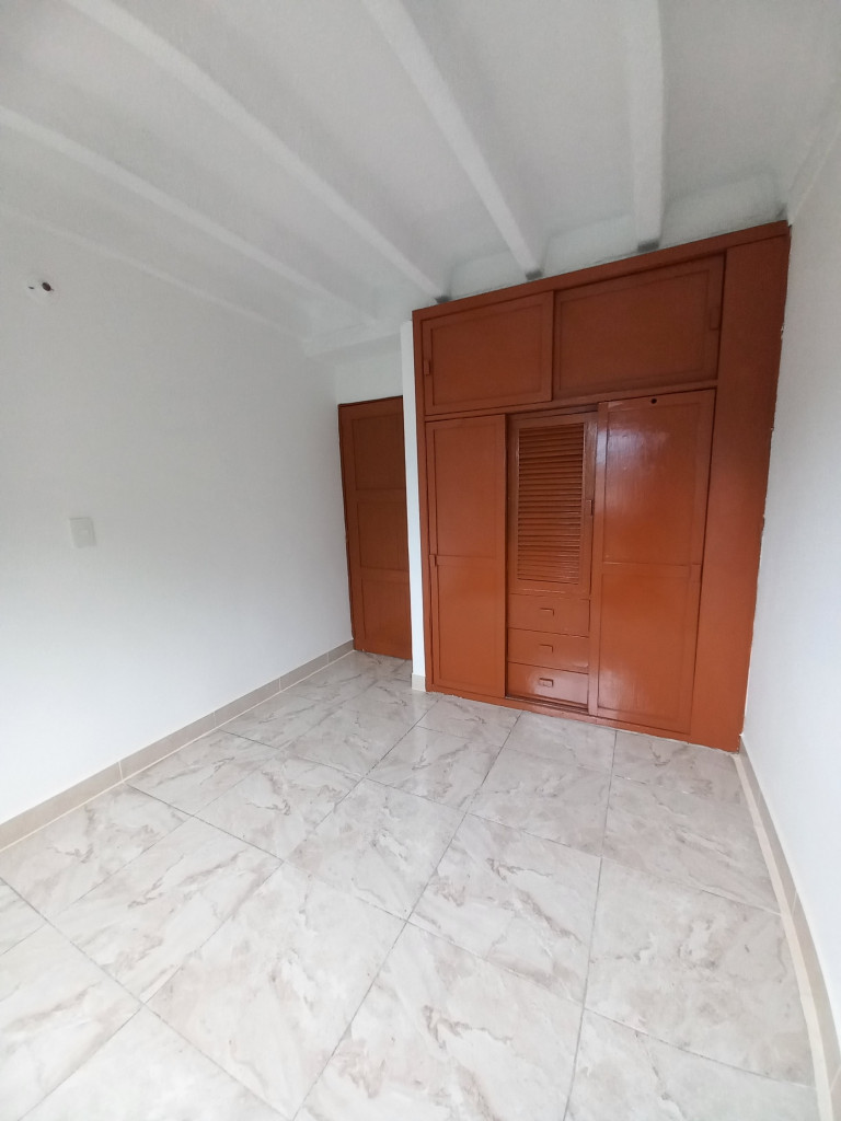 Apartamento En Arriendo - C.r Caracoli Piso 3 Sin Ascensor, Ibagué