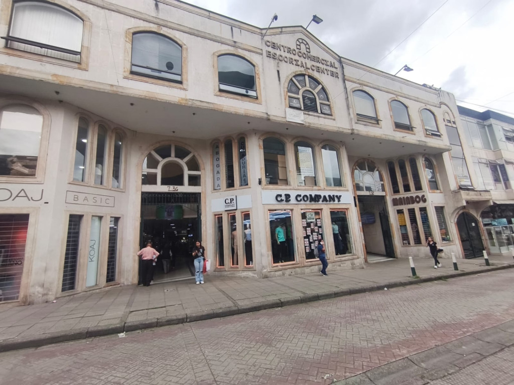 Local En Venta - Centro Comercial Escorial Center Piso 2, Fusagasugá