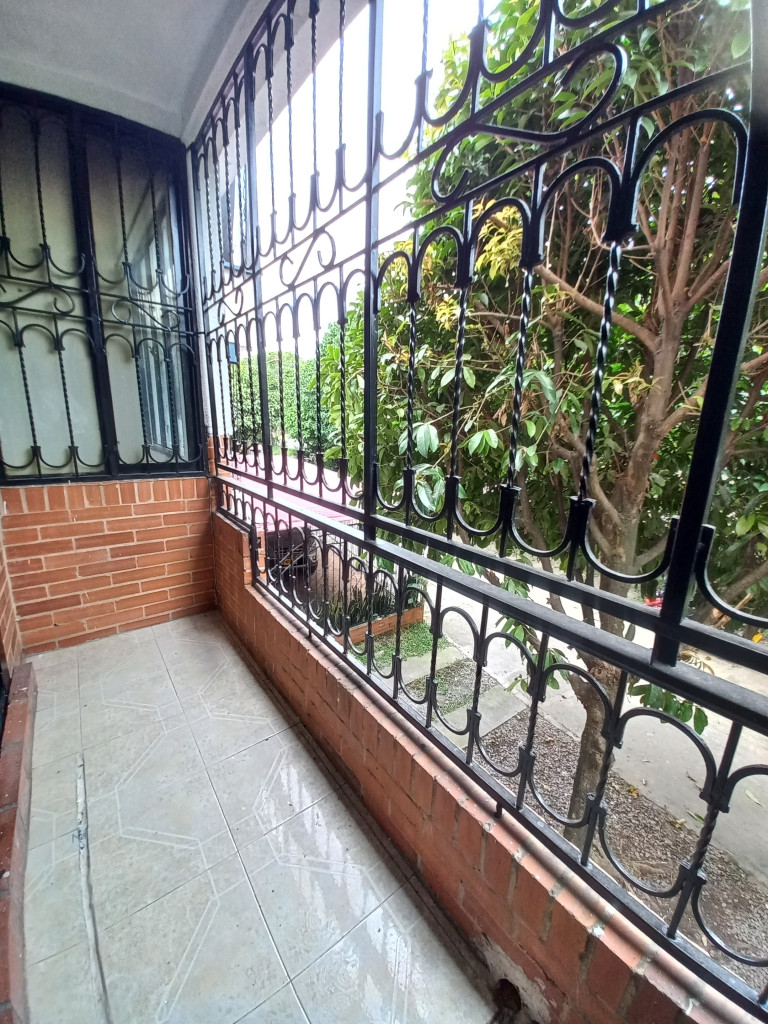 Casa En Venta - Santa Coloma Salado, Ibagué