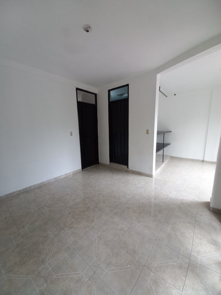 Casa En Venta - Santa Coloma Salado, Ibagué