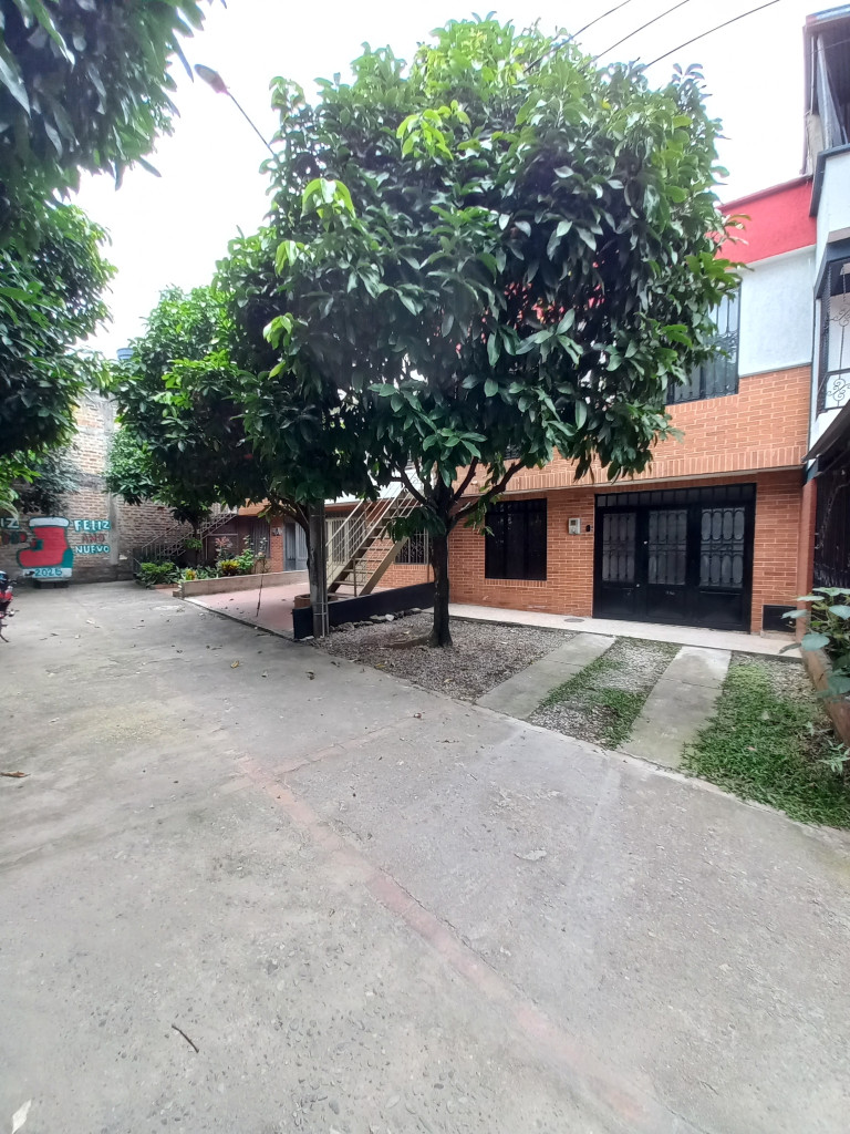 Casa En Venta - Santa Coloma Salado, Ibagué