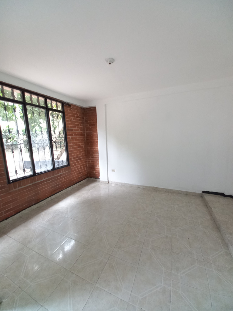 Casa En Venta - Santa Coloma Salado, Ibagué