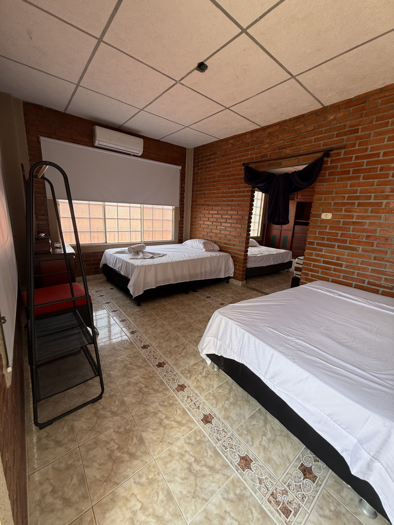 Hotel En Venta - Hotel Leño Verde, El Espinal