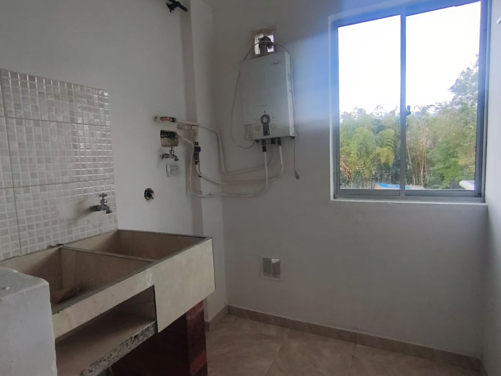Apartamento En Venta - Conjunto Cerrado Urb Los Rosales Etapa Ii, Fusagasugá