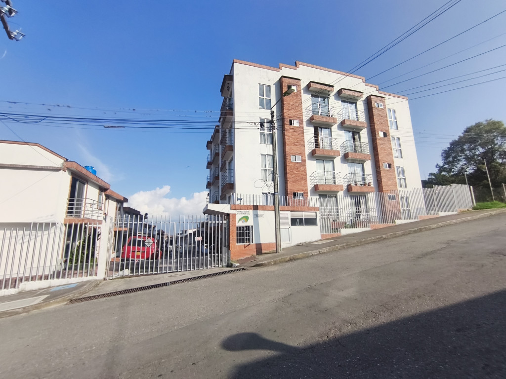 Apartamento En Venta - Conjunto Cerrado Urb Los Rosales Etapa Ii, Fusagasugá