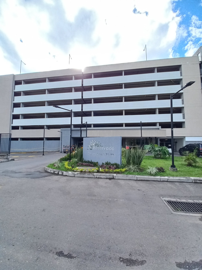 Apartamento En Arriendo - C.r Bosque Reservado  Piso 15, Ibagué