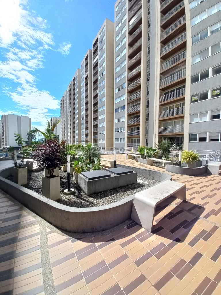 Apartamento En Arriendo - C.r Bosque Reservado  Piso 15, Ibagué