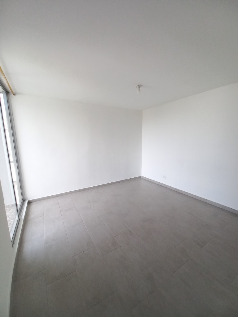 Apartamento En Venta - Montes De Gran Reserva Piso 8, Ibagué