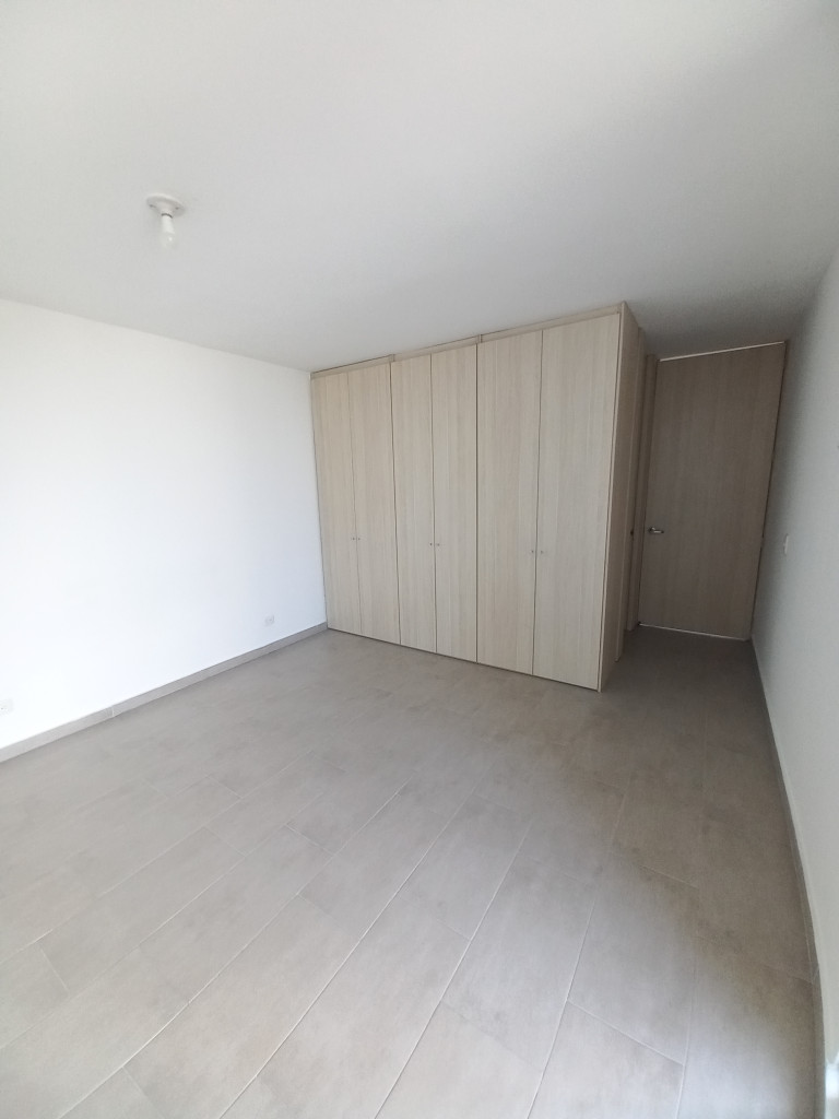 Apartamento En Venta - Montes De Gran Reserva Piso 8, Ibagué