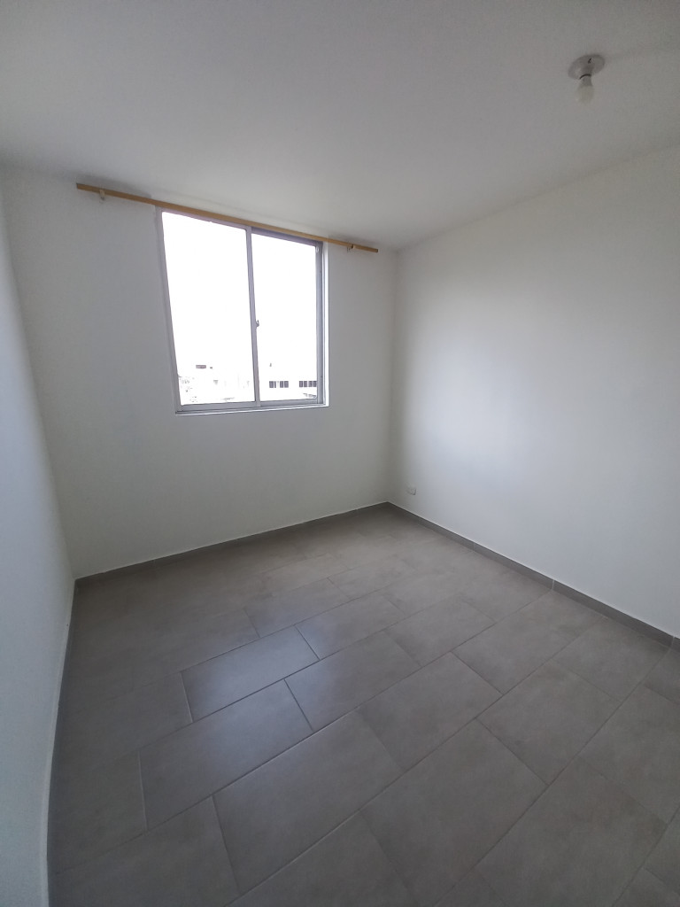 Apartamento En Venta - Montes De Gran Reserva Piso 8, Ibagué