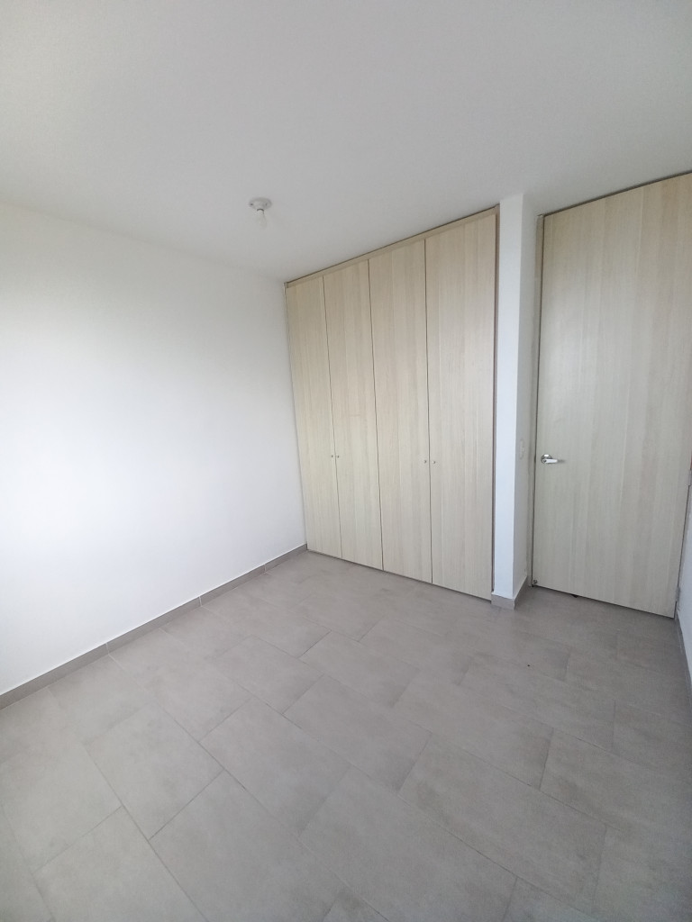 Apartamento En Venta - Montes De Gran Reserva Piso 8, Ibagué