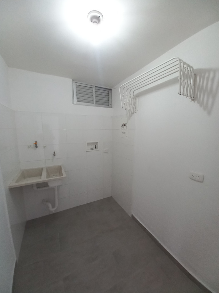 Apartamento En Venta - Montes De Gran Reserva Piso 8, Ibagué